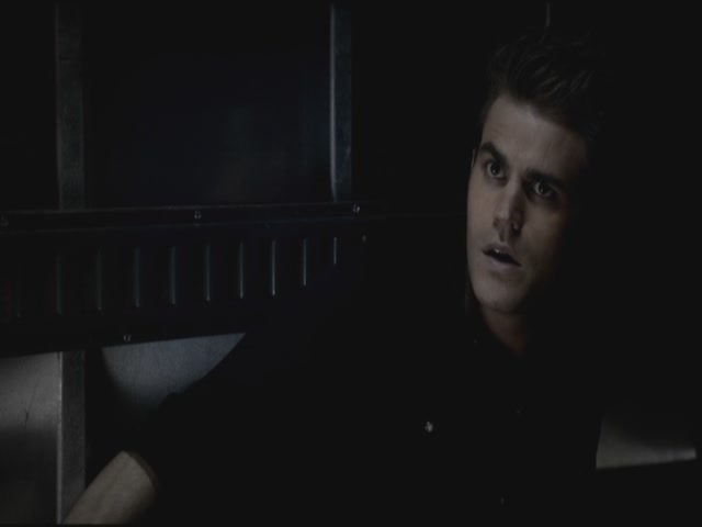 VampireDiariesWorld-dot-org-TVD_3x04DisturbingBehavior2168.jpg