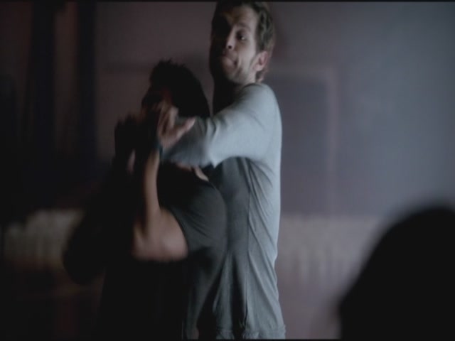 VampireDiariesWorld-dot-org-TVD_3x05TheReckoning0624.jpg