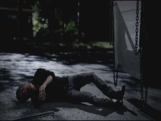 VampireDiariesWorld-dot-org-TVD_3x05TheReckoning0657.jpg