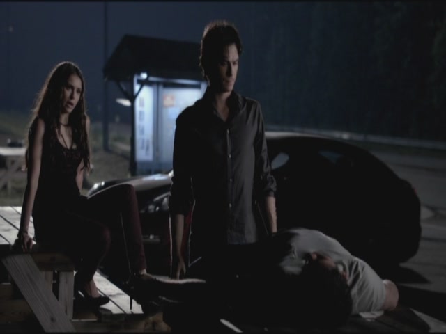 VampireDiariesWorld-dot-org-TVD_3x05TheReckoning0722.jpg