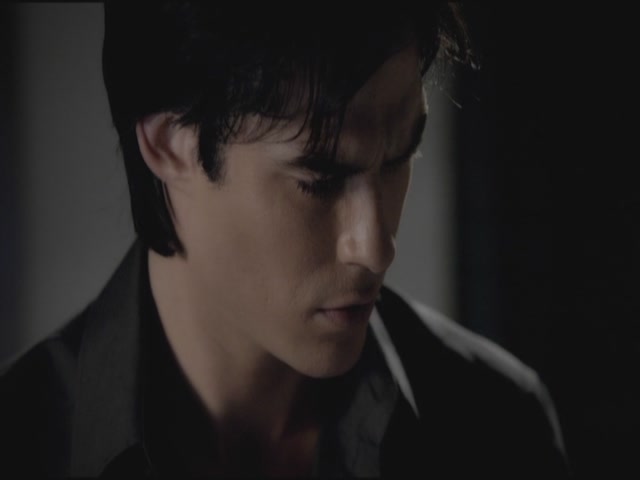 VampireDiariesWorld-dot-org-TVD_3x05TheReckoning1945.jpg