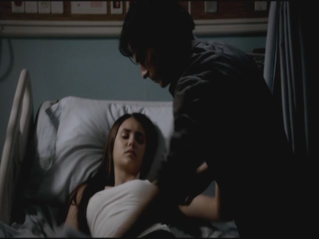 VampireDiariesWorld-dot-org-TVD_3x05TheReckoning1955.jpg