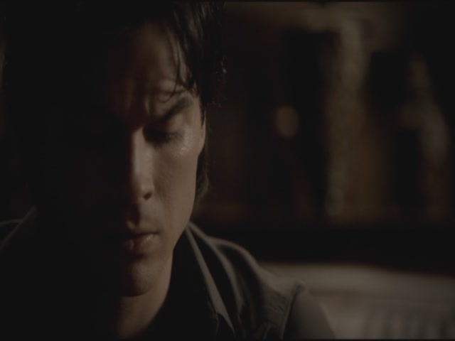 VampireDiariesWorld-dot-org-TVD_3x05TheReckoning2138.jpg