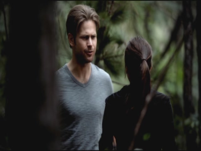 VampireDiariesWorld-dot-org-S3TVD_3x06SmellsLikeTeenSpirit0086.jpg