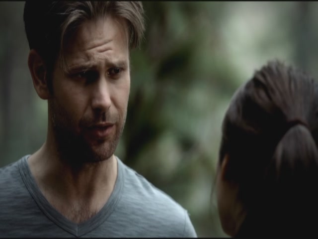 VampireDiariesWorld-dot-org-S3TVD_3x06SmellsLikeTeenSpirit0108.jpg