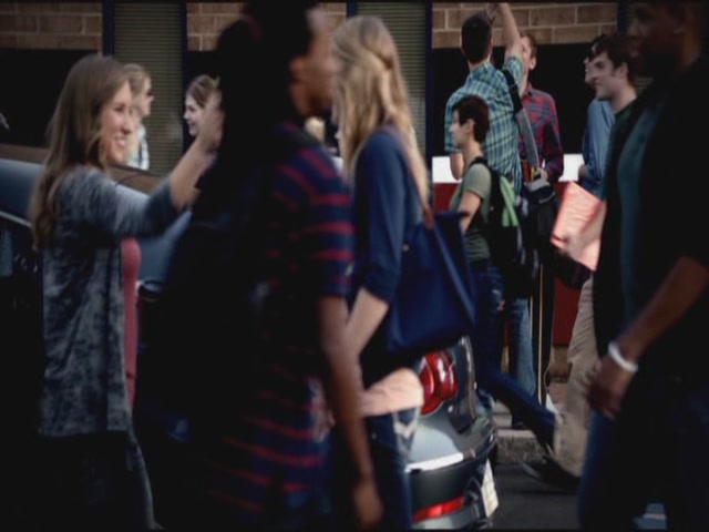VampireDiariesWorld-dot-org-S3TVD_3x06SmellsLikeTeenSpirit0137.jpg VampireDiariesWorld-dot-org-S3TVD_3x06SmellsLikeTeenSpirit0137.jpg