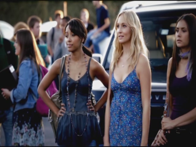 VampireDiariesWorld-dot-org-S3TVD_3x06SmellsLikeTeenSpirit0145.jpg VampireDiariesWorld-dot-org-S3TVD_3x06SmellsLikeTeenSpirit0145.jpg