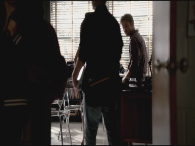 VampireDiariesWorld-dot-org-S3TVD_3x06SmellsLikeTeenSpirit0594.jpg