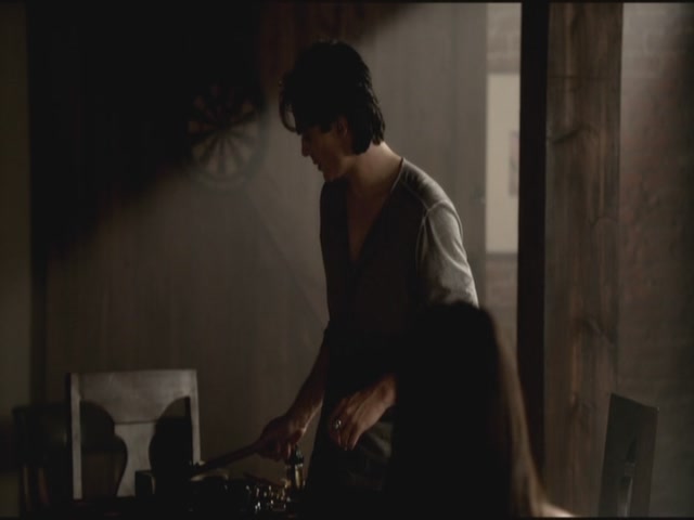VampireDiariesWorld-dot-org-S3TVD_3x06SmellsLikeTeenSpirit0990.jpg