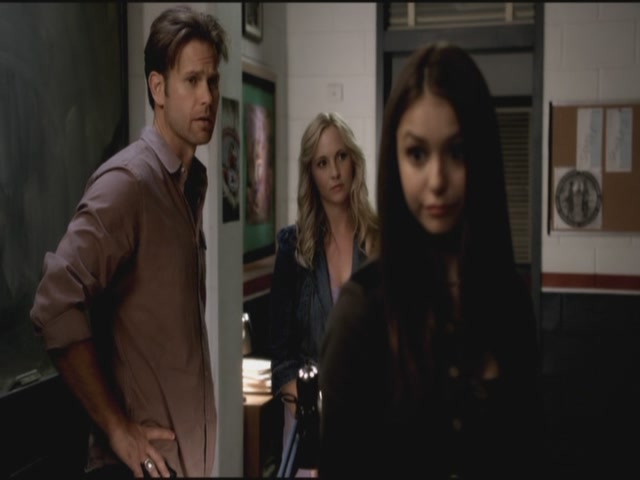 VampireDiariesWorld-dot-org-S3TVD_3x06SmellsLikeTeenSpirit1078.jpg