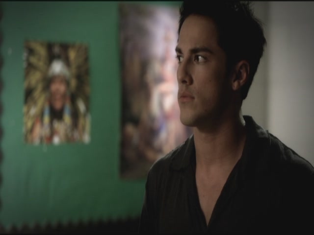 VampireDiariesWorld-dot-org-S3TVD_3x06SmellsLikeTeenSpirit1099.jpg