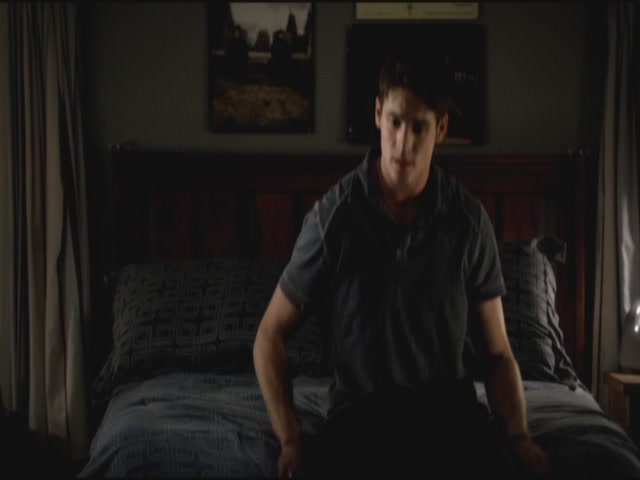 VampireDiariesWorld-dot-org-S3TVD_3x06SmellsLikeTeenSpirit2162.jpg