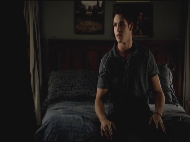 VampireDiariesWorld-dot-org-S3TVD_3x06SmellsLikeTeenSpirit2171.jpg