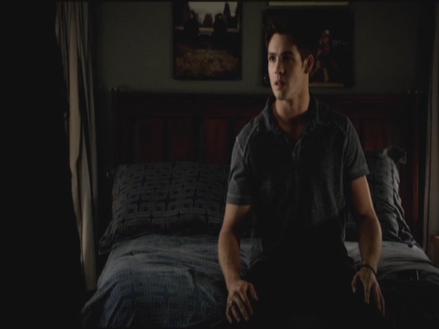 VampireDiariesWorld-dot-org-S3TVD_3x06SmellsLikeTeenSpirit2173.jpg