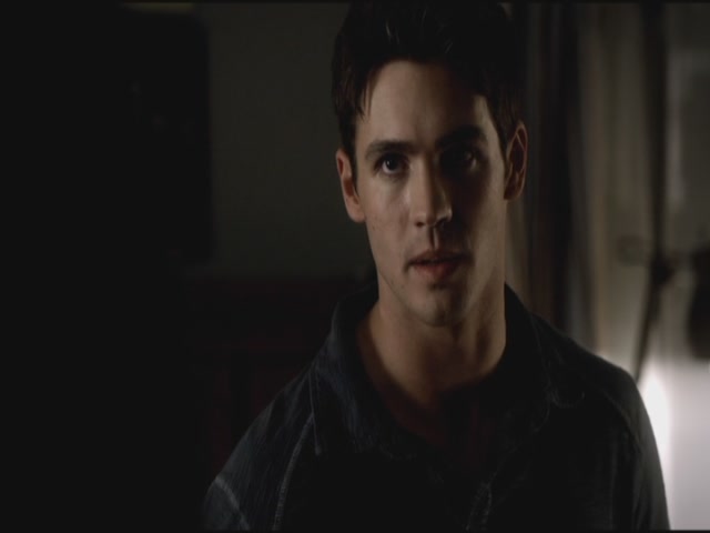 VampireDiariesWorld-dot-org-S3TVD_3x06SmellsLikeTeenSpirit2176.jpg