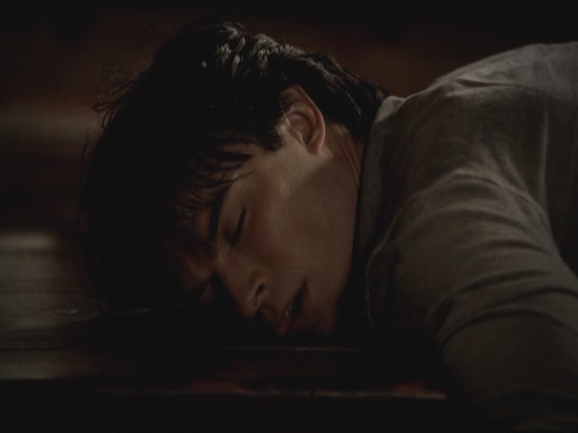 VampireDiariesWorld-dot-org-S3TVD_3x06SmellsLikeTeenSpirit2247.jpg