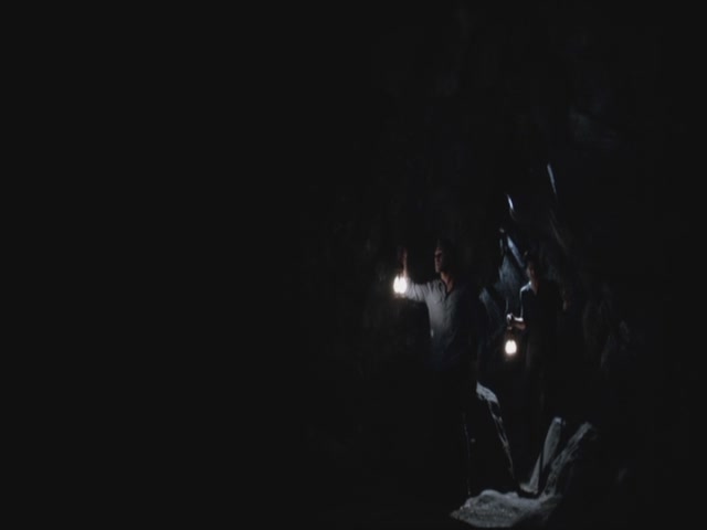 VampireDiariesWorld-dot-org-S3TVD_3x07GhostWorld1876.jpg