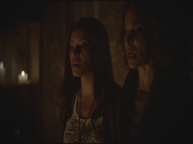 VampireDiariesWorld-dot-org-S3TVD_3x07GhostWorld1933.jpg