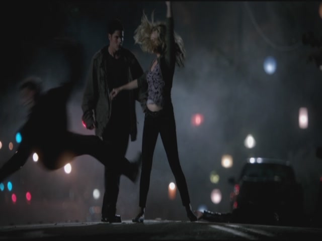 VampireDiariesWorld-dot-org-S3TVD_3x07GhostWorld1940.jpg