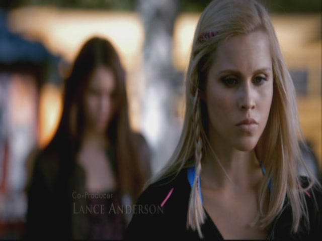 VampireDiariesWorld-dot-org-S3TVD_3x08OrdinaryPeople0313.jpg