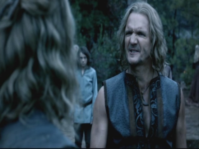 VampireDiariesWorld-dot-org-S3TVD_3x08OrdinaryPeople0396.jpg VampireDiariesWorld-dot-org-S3TVD_3x08OrdinaryPeople0396.jpg