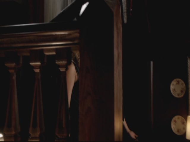 VampireDiariesWorld-dot-org-S3TVD_3x08OrdinaryPeople1149.jpg