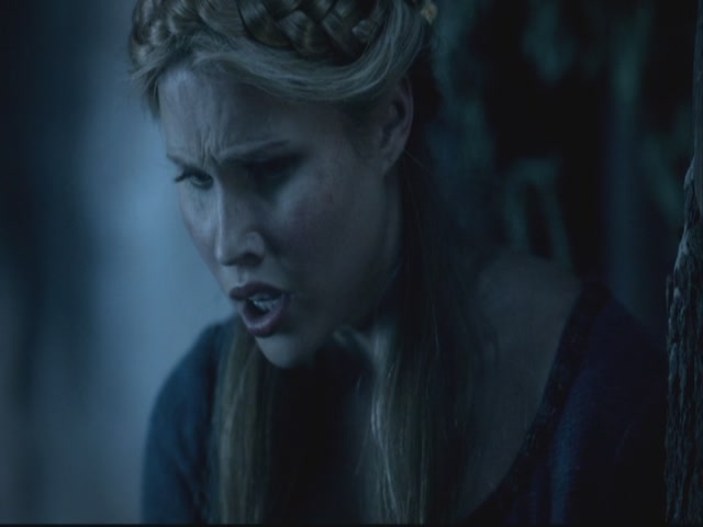 VampireDiariesWorld-dot-org-S3TVD_3x08OrdinaryPeople1349.jpg
