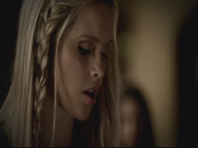 VampireDiariesWorld-dot-org-S3TVD_3x08OrdinaryPeople1547.jpg