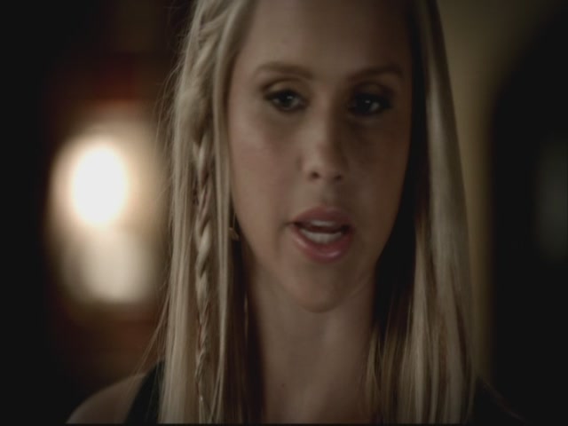 VampireDiariesWorld-dot-org-S3TVD_3x08OrdinaryPeople1548.jpg