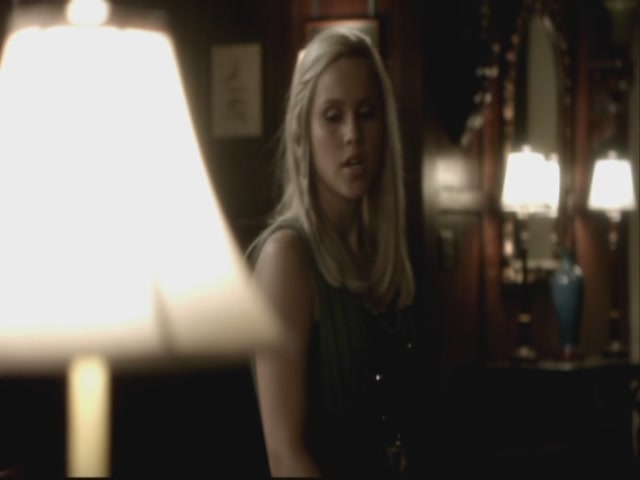 VampireDiariesWorld-dot-org-S3TVD_3x08OrdinaryPeople1553.jpg