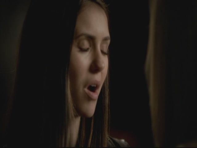 VampireDiariesWorld-dot-org-S3TVD_3x08OrdinaryPeople1712.jpg