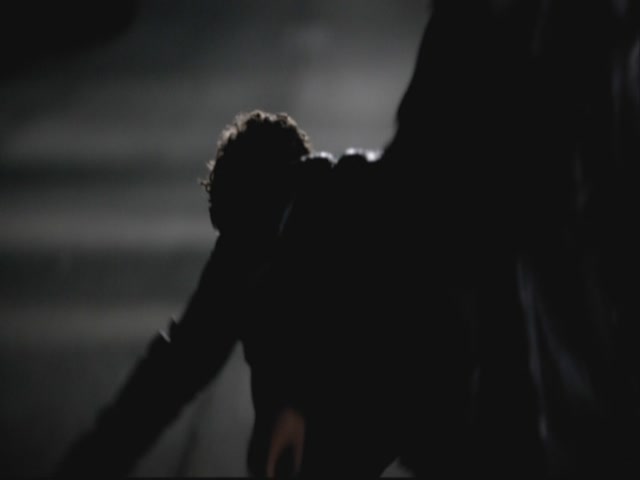 VampireDiariesWorld-dot-org-S3TVD_3x08OrdinaryPeople2113.jpg VampireDiariesWorld-dot-org-S3TVD_3x08OrdinaryPeople2113.jpg