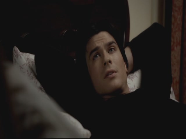 VampireDiariesWorld-dot-org-S3TVD_3x08OrdinaryPeople2173.jpg VampireDiariesWorld-dot-org-S3TVD_3x08OrdinaryPeople2173.jpg