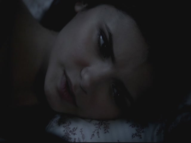 VampireDiariesWorld-dot-org-S3TVD_3x08OrdinaryPeople2250.jpg VampireDiariesWorld-dot-org-S3TVD_3x08OrdinaryPeople2250.jpg