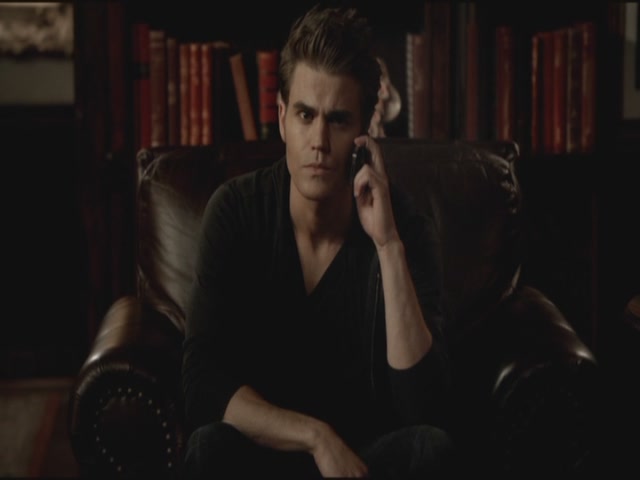 VampireDiariesWorld-dot-org-S3TVD_3x09Homecoming0001.jpg