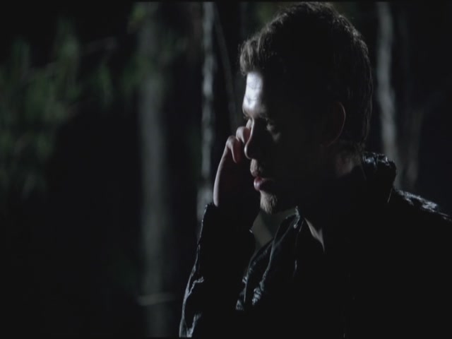 VampireDiariesWorld-dot-org-S3TVD_3x09Homecoming0028.jpg
