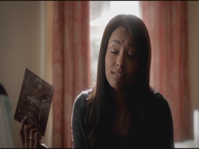 VampireDiariesWorld-dot-org-S3TVD_3x09Homecoming0311.jpg