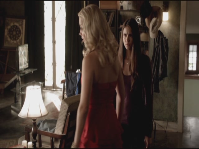 VampireDiariesWorld-dot-org-S3TVD_3x09Homecoming0649.jpg