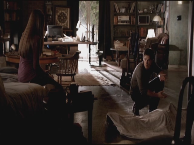 VampireDiariesWorld-dot-org-S3TVD_3x09Homecoming0729.jpg