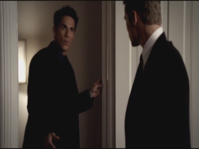VampireDiariesWorld-dot-org-S3TVD_3x09Homecoming1389.jpg