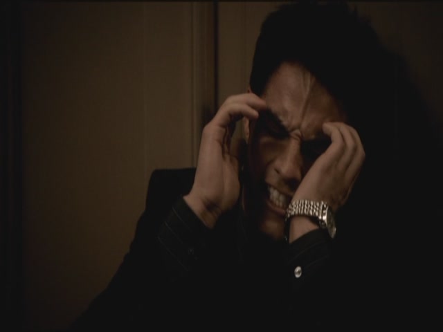 VampireDiariesWorld-dot-org-S3TVD_3x09Homecoming1428.jpg