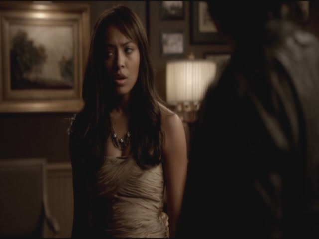 VampireDiariesWorld-dot-org-S3TVD_3x09Homecoming1450.jpg