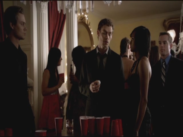 VampireDiariesWorld-dot-org-S3TVD_3x09Homecoming1458.jpg