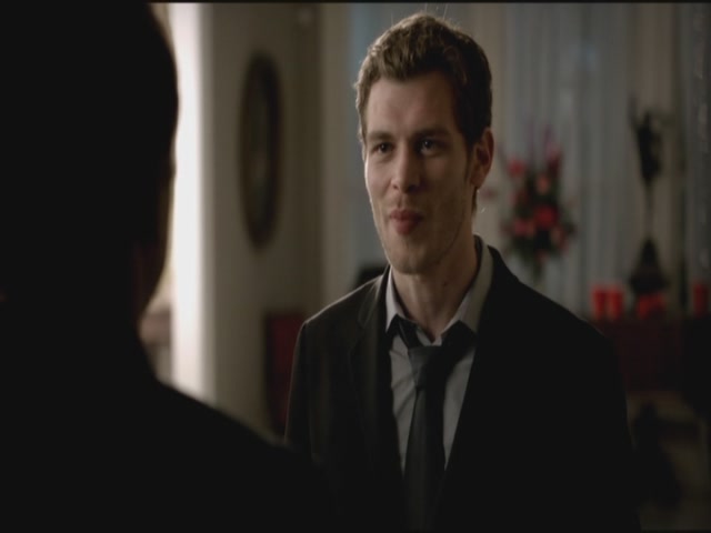 VampireDiariesWorld-dot-org-S3TVD_3x09Homecoming1511.jpg