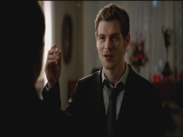 VampireDiariesWorld-dot-org-S3TVD_3x09Homecoming1515.jpg