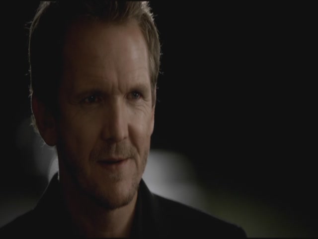 VampireDiariesWorld-dot-org-S3TVD_3x09Homecoming1516.jpg