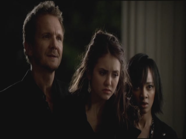 VampireDiariesWorld-dot-org-S3TVD_3x09Homecoming1570.jpg