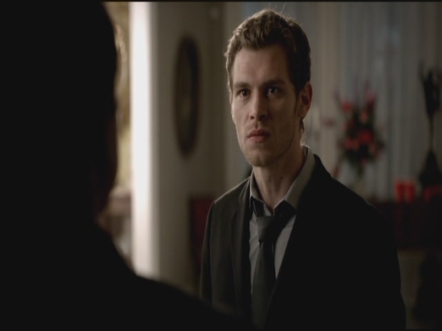VampireDiariesWorld-dot-org-S3TVD_3x09Homecoming1612.jpg
