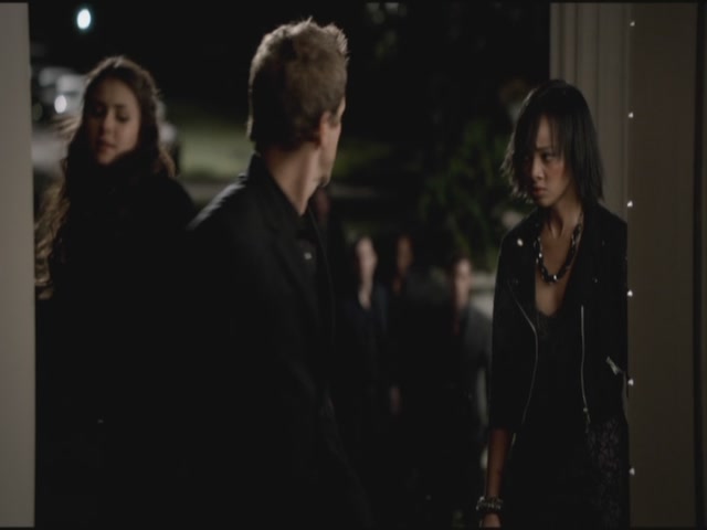 VampireDiariesWorld-dot-org-S3TVD_3x09Homecoming1655.jpg