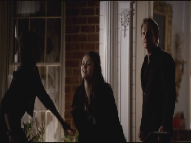 VampireDiariesWorld-dot-org-S3TVD_3x09Homecoming1660.jpg
